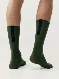 Born Living Yoga Acari Socks Deep Kaki><noscript><img width=