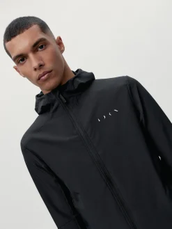 Born Living Yoga Jacket Sittang Black>Hombre Abrigos · Chaquetas