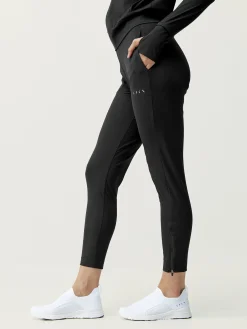Born Living Yoga Jogger Airla Black><noscript><img width=