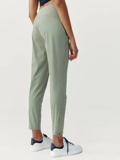 Born Living Yoga Jogger Airla Camuflaje>Mujer Pantalones · Joggers
