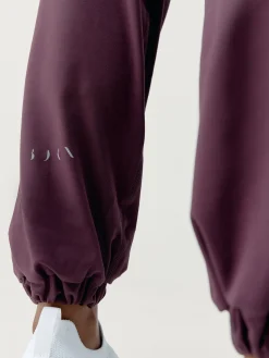 Born Living Yoga Jogger Camille Dark Cherry><noscript><img width=