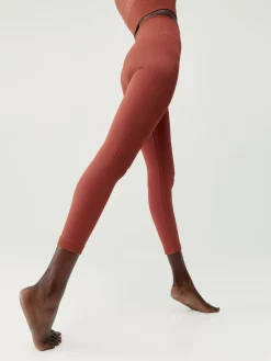 Born Living Yoga Legging Annapurna Marsala>Mujer Leggings