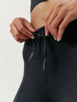 Born Living Yoga Legging Esme Black><noscript><img width=