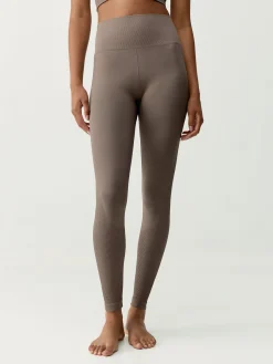 Born Living Yoga Legging Flow Topo><noscript><img width=