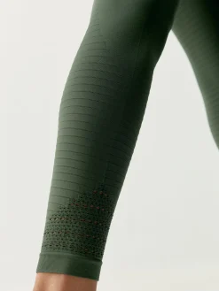 Born Living Yoga Legging Hatha Dark Olive><noscript><img width=