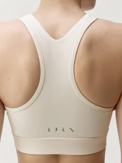 Born Living Yoga Top Bikila White Chalk><noscript><img width=