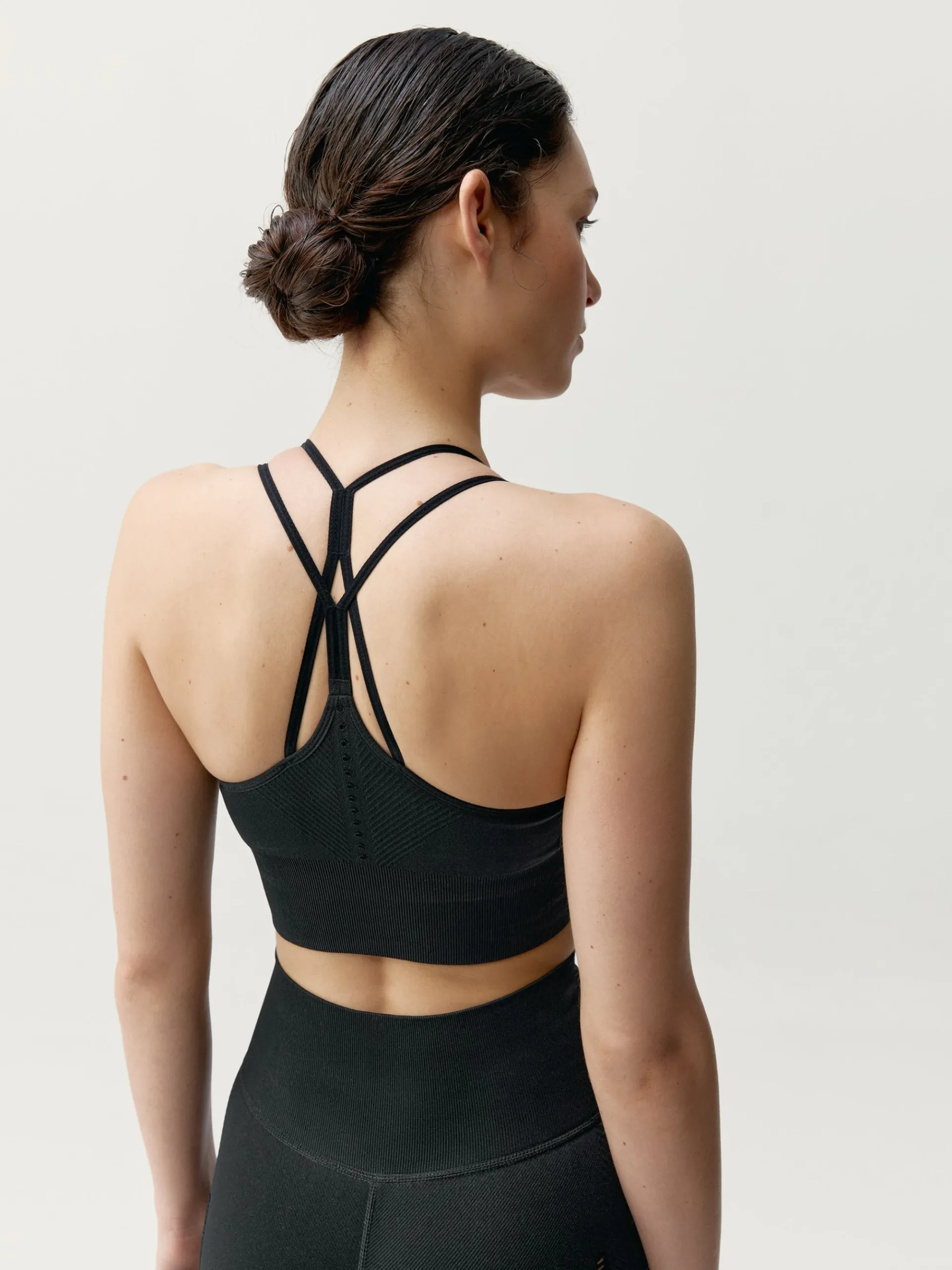 Born Living Yoga Top Sunset Black>Mujer Sujetadores Deportivos