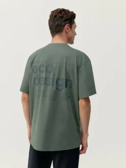 Born Living Yoga T-Shirt Veneta Hunter><noscript><img width=
