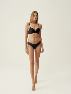 Born Living Yoga Underwear Mahi Bra Black><noscript><img width=