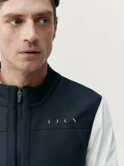 Born Living Yoga Vest Parker Black><noscript><img width=